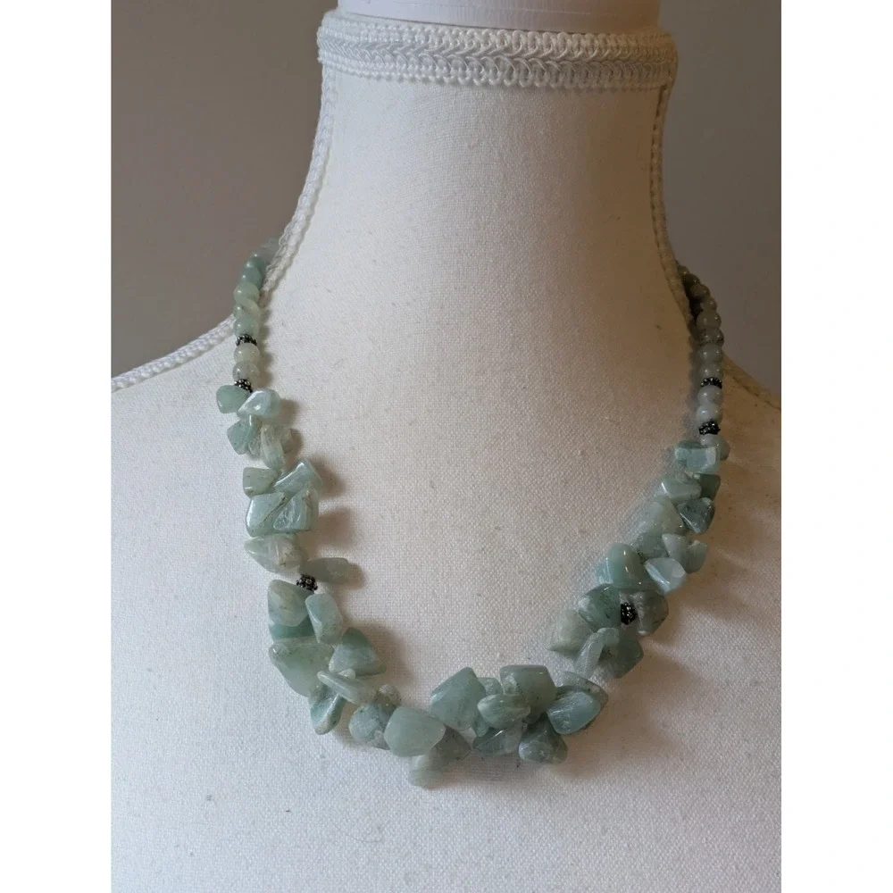 Adventurine Quartz Chip Necklace In Mint Green Semi Precious Gemstones 18